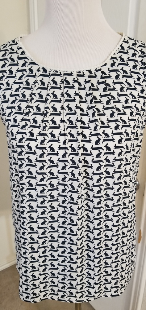 Sleeveless tank top